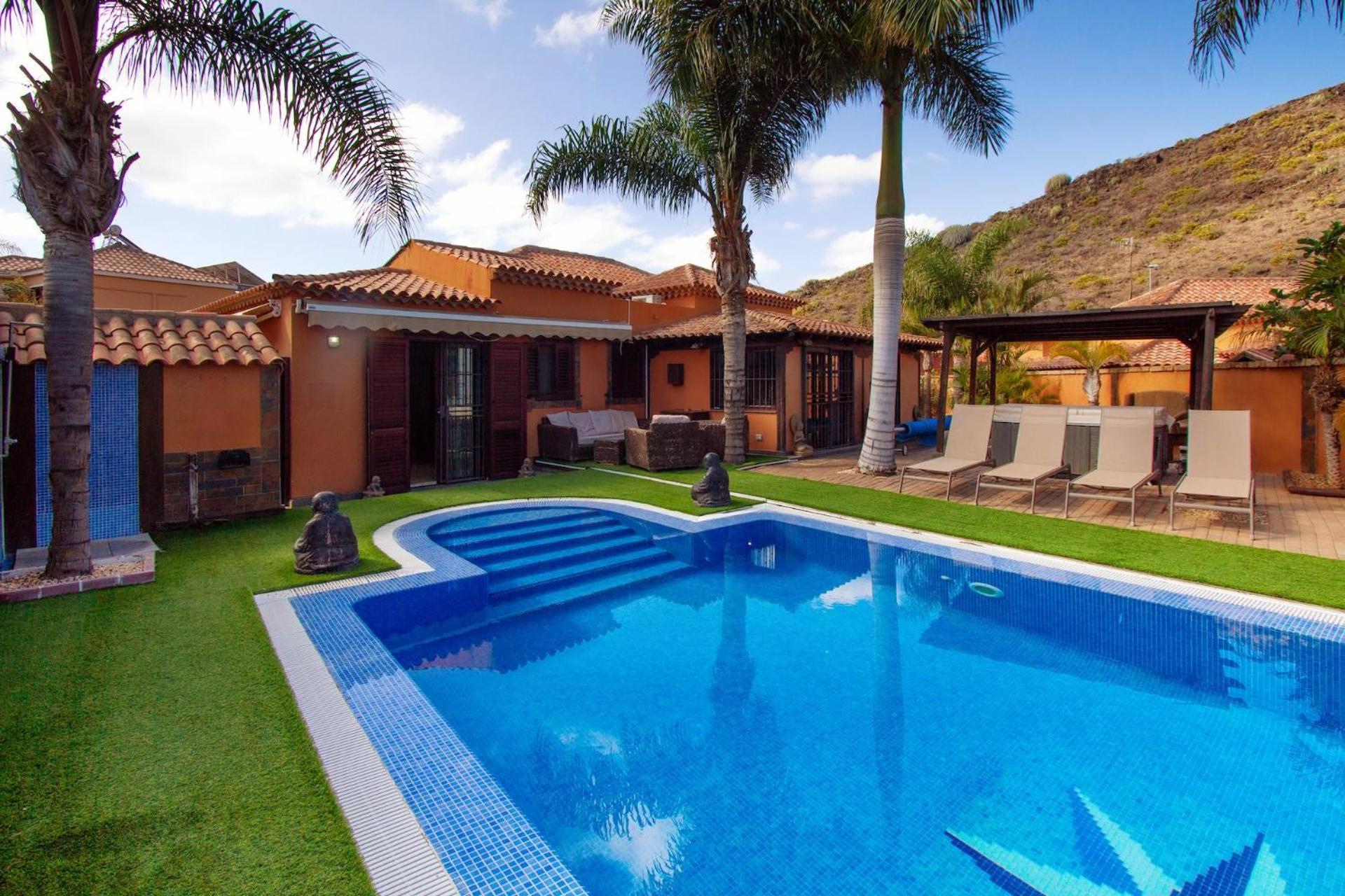 Villa Jardin De Buda Arona Kültér fotó